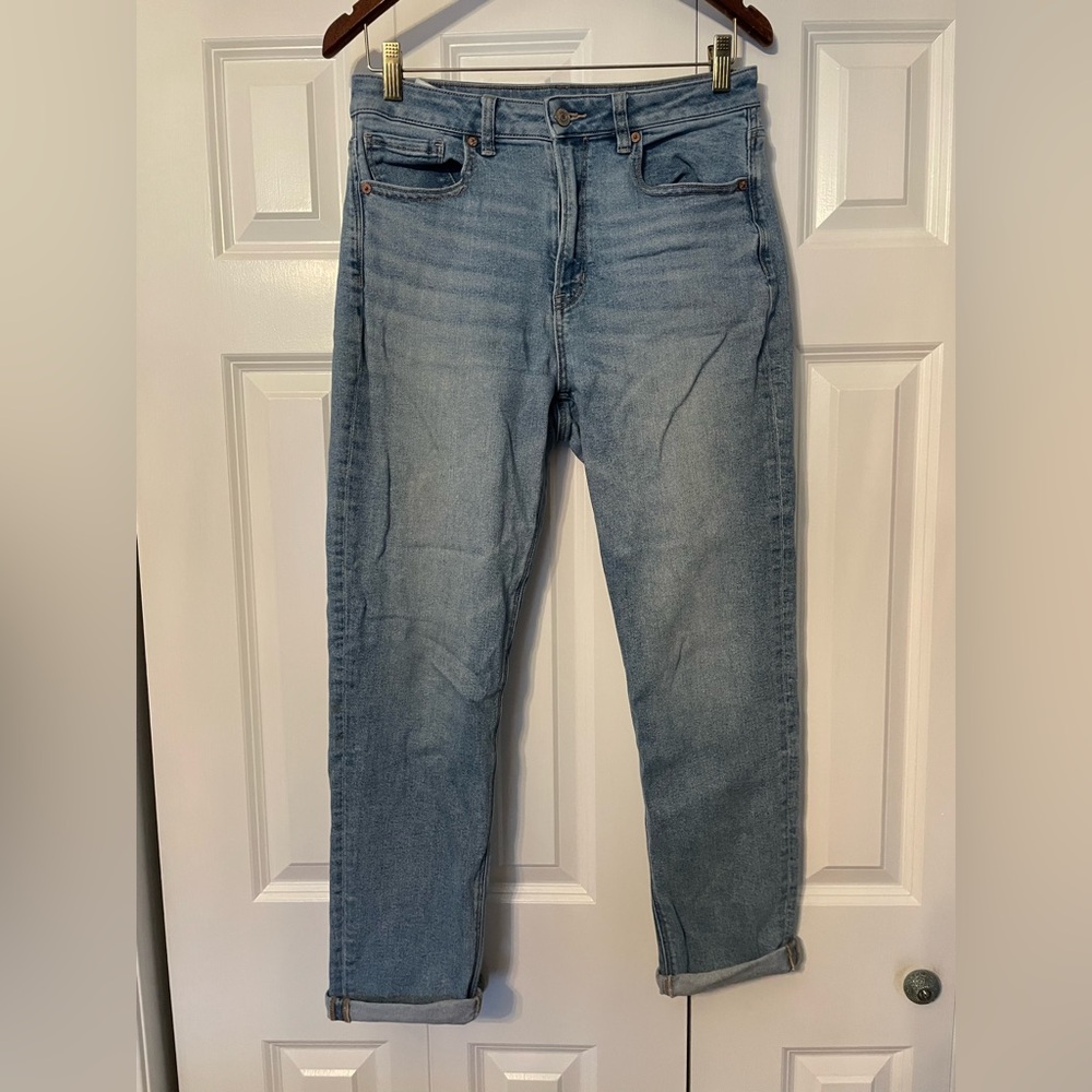 American Eagle Outfitters Light Blue Mom Jeans